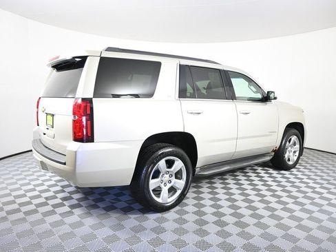 Used 2015 Chevrolet Tahoe LT w/ Luxury Package AWD/4WD image 6