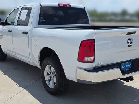 Used 2022 RAM 1500 Tradesman w/ Chrome Appearance Group AWD/4WD image 3