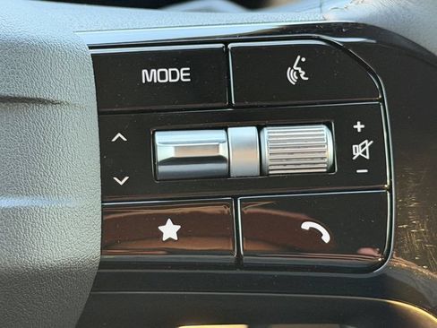 Certified 2026 Kia Sorento SX FWD image 30