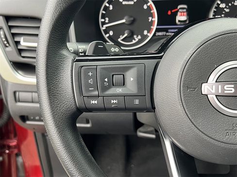 Certified 2023 Nissan Rogue SV image 10