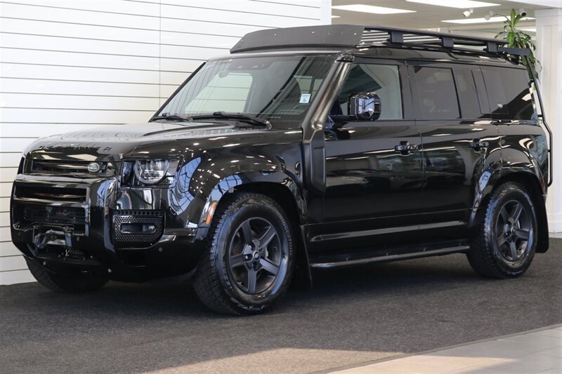 Used 2023 Land Rover Defender 110 S AWD/4WD image 3