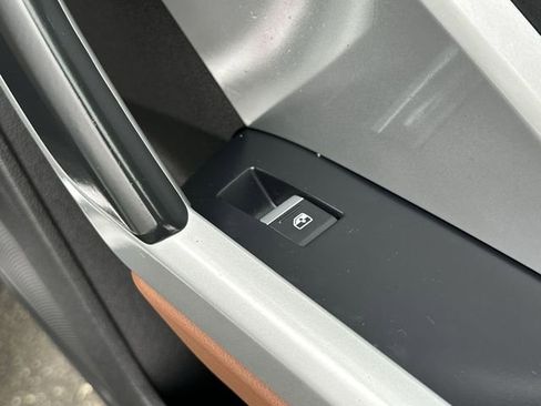 Used 2021 Audi Q3 2.0T Premium w/ Convenience Package image 30