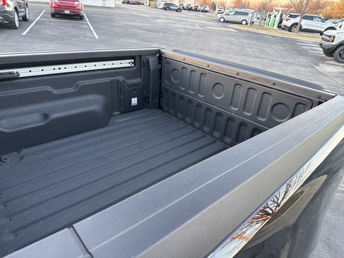 Used 2024 Ford Maverick Lariat w/ 4K Tow Package image 5