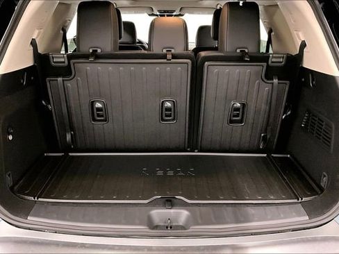 New 2026 Nissan Pathfinder Platinum AWD/4WD image 44