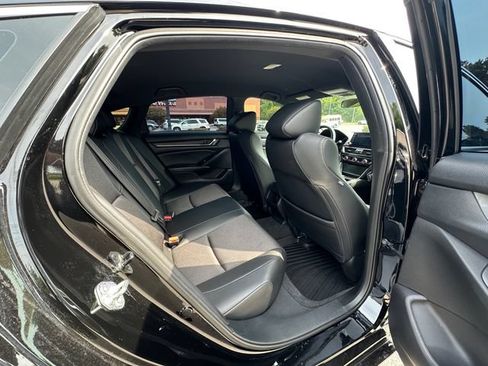 Used 2022 Honda Accord Sport image 19