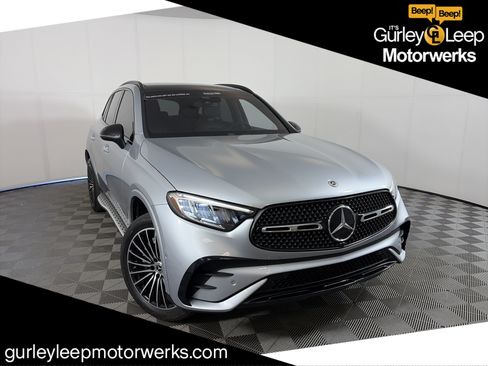 Used 2023 Mercedes-Benz GLC 300 4MATIC image 1