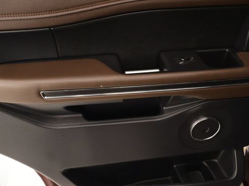 Used 2021 Ford Expedition King Ranch AWD/4WD image 19