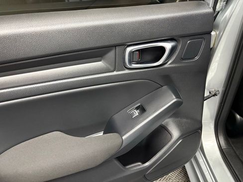 Used 2025 Honda Civic LX image 34