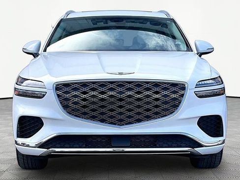 Certified 2026 Genesis GV70 2.5T AWD/4WD image 4