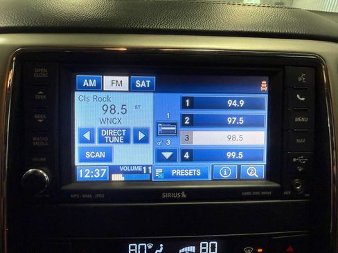 Used 2013 Jeep Grand Cherokee Overland AWD/4WD image 32