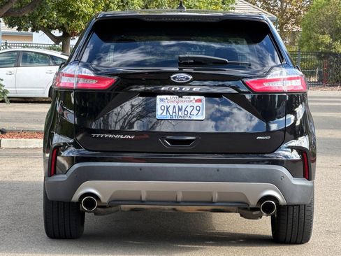 Used 2022 Ford Edge Titanium AWD/4WD image 5