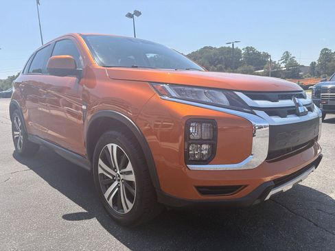Used 2024 Mitsubishi Outlander Sport AWD image 3