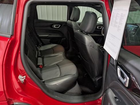 Used 2022 Jeep Compass Limited w/ (RED) Package AWD/4WD image 27