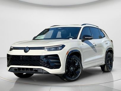 New 2026 Volkswagen Tiguan SE R-Line