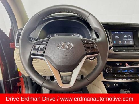 Used 2018 Hyundai Tucson Sport image 11