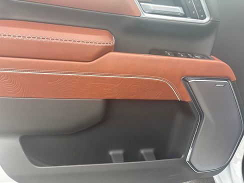 New 2026 GMC Sierra 2500 Denali Ultimate image 13