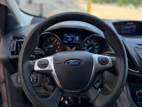 Used 2013 Ford Escape SE FWD image 17