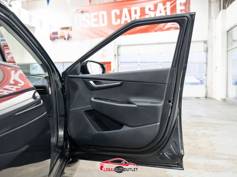 Used 2024 Kia EV6 Light image 41