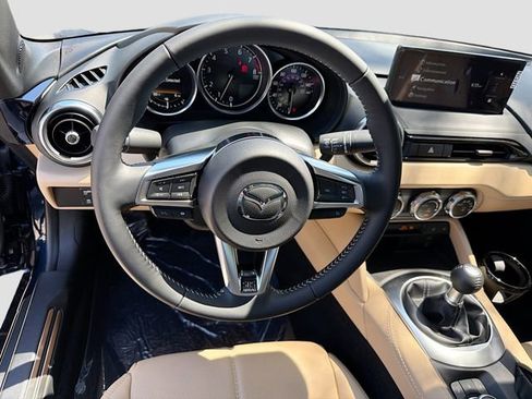 New 2026 MAZDA MX-5 Miata Grand Touring RWD image 17