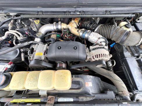 Used 2001 Ford F350 XL image 81