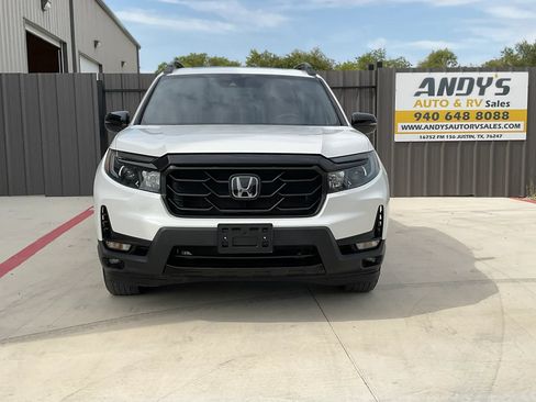 Used 2021 Honda Ridgeline Black Edition image 3