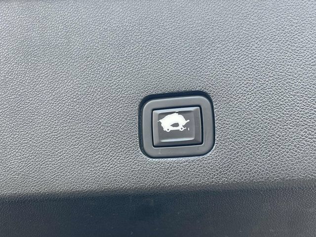 Used 2020 Cadillac XT6 Premium Luxury AWD/4WD image 11