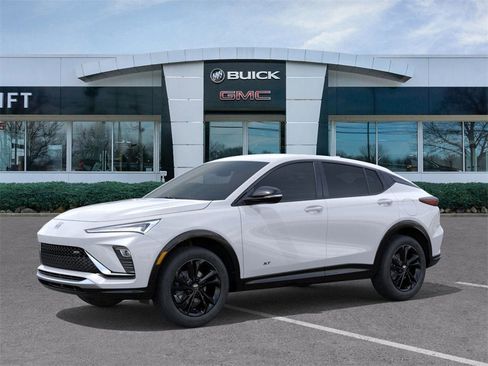 New 2026 Buick Envista Sport Touring image 2