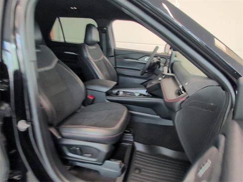 Used 2025 Ford Explorer ST image 15