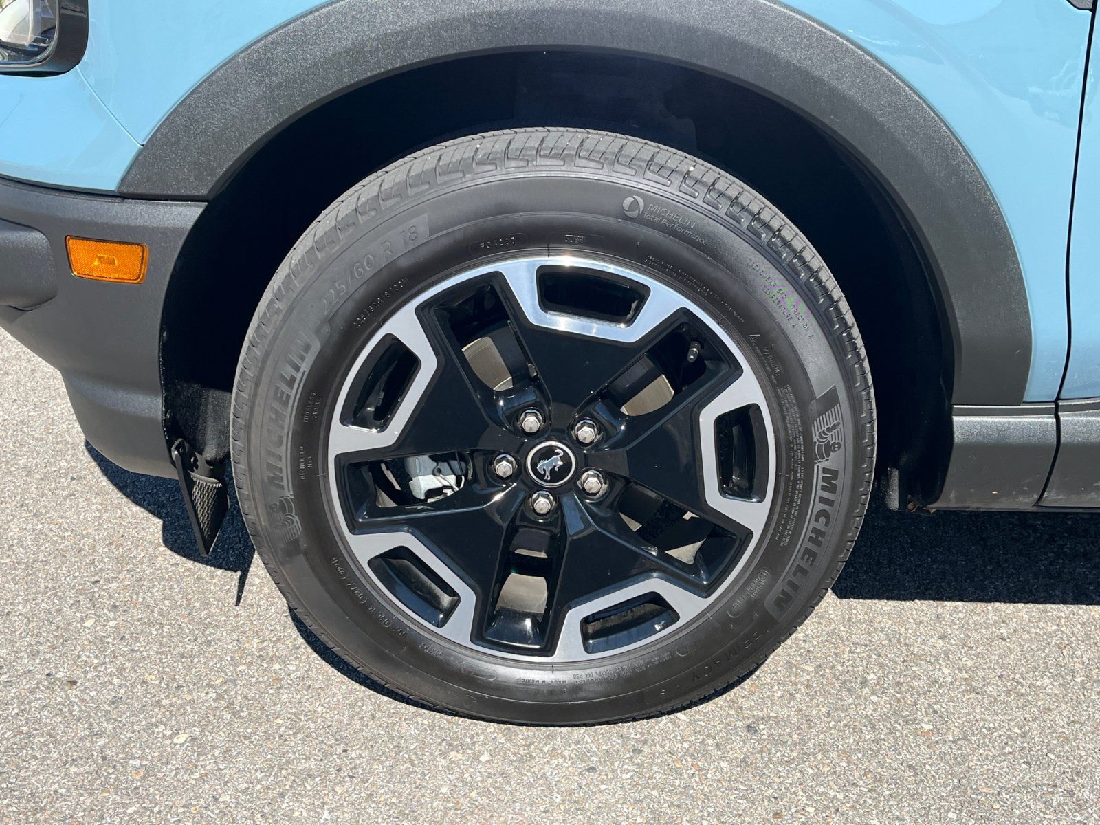 Used 2021 Ford Bronco Sport Outer Banks w/ Outer Banks Package AWD/4WD image 26