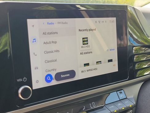 Used 2025 Toyota Camry LE image 25