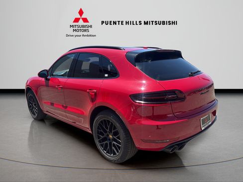 Used 2018 Porsche Macan GTS w/ Premium Package Plus AWD/4WD image 7