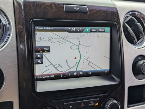 Used 2013 Ford F150 Platinum image 9