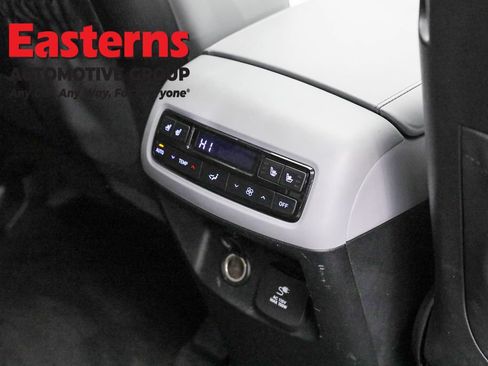 Used 2025 Hyundai Palisade SEL image 25