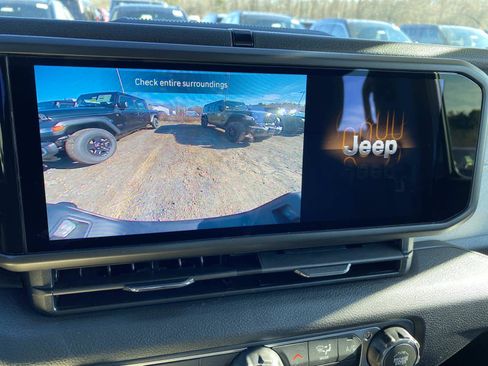 New 2026 Jeep Gladiator Sport image 9