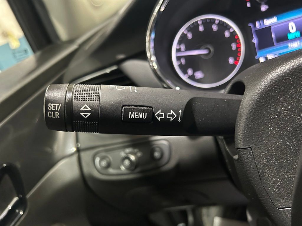 Used 2020 Buick Encore Essence AWD/4WD image 20