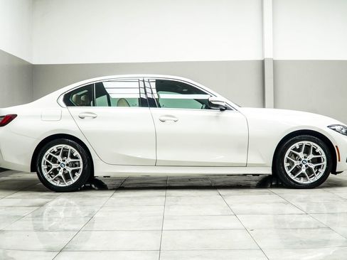 Used 2025 BMW 330i xDrive Sedan AWD/4WD image 6