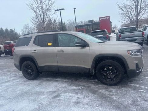 Used 2023 GMC Acadia AT4 w/ Preferred Package image 5