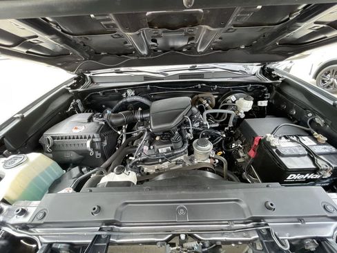 Used 2019 Toyota Tacoma SR w/ SR Convenience Package RWD image 28