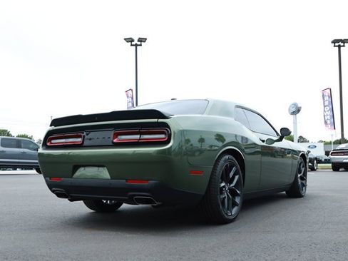 Used 2022 Dodge Challenger R/T w/ Blacktop Package RWD image 6