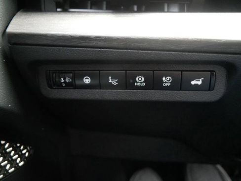 Certified 2024 Nissan Ariya AWD image 30