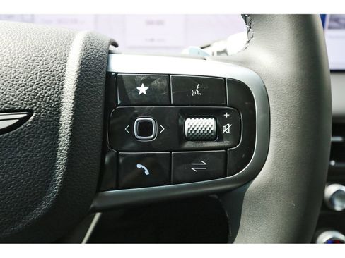 Used 2025 Genesis G80 2.5T image 18