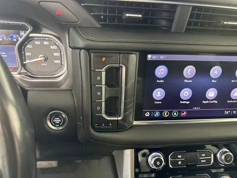 Used 2021 GMC Yukon Denali w/ Denali Premium Package image 19