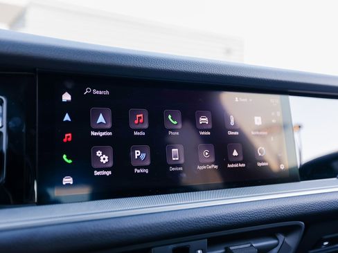 New 2025 Porsche Cayenne image 18