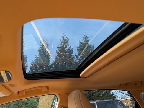 Used 2024 Lexus NX 350h AWD w/ Premium Package image 19