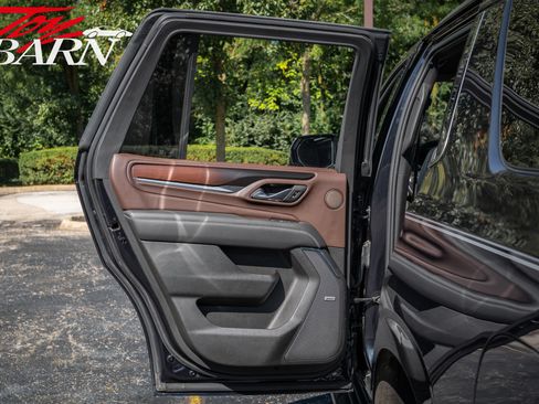 Used 2021 GMC Yukon Denali AWD/4WD image 32