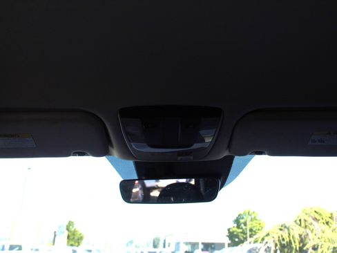 Used 2023 Kia Sorento EX image 22