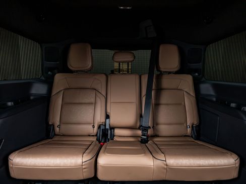 Used 2025 Lincoln Navigator Black Label image 40