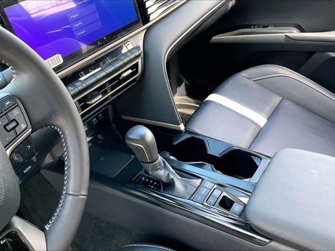 Certified 2025 Toyota Camry SE w/ Multimedia Upgrade Package FWD image 16