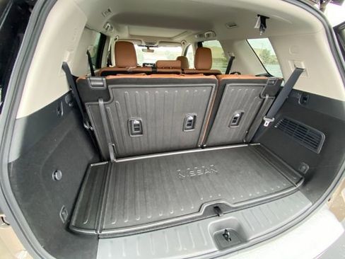 New 2025 Nissan Pathfinder Platinum w/ Cargo Package image 19
