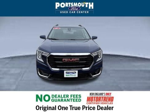 Used 2022 GMC Terrain SLE w/ Driver Convenience Package image 9